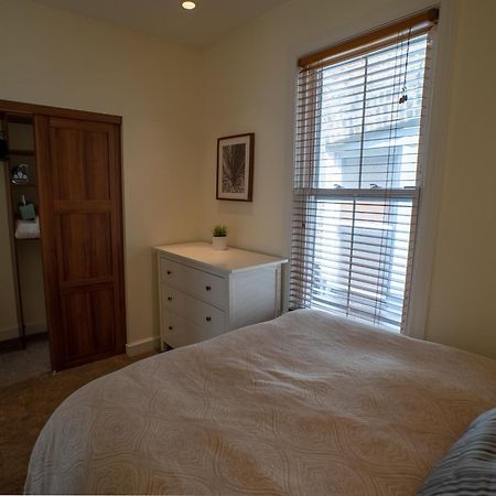 Roscoe Village Guesthouse Chicago Habitación foto